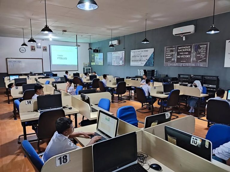 Pelaksanaan ANBK SMK Negeri 3 Kudus