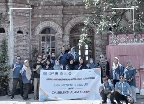 Benchmarking SMKN 3 Kudus dan Alammu Parijoto