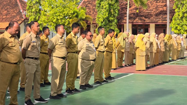 Upacara Peringatan Hari Ibu 2025: SMK Negeri 3 Kudus